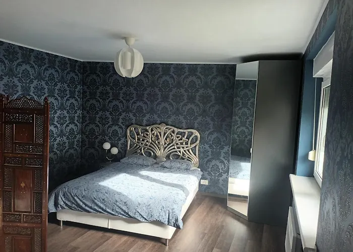 بيت للعطل The *